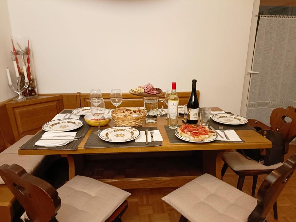 Costalungahouse Trekkingbikeski Selfcheck-In Apartment كاريزا آل لاغو المظهر الخارجي الصورة