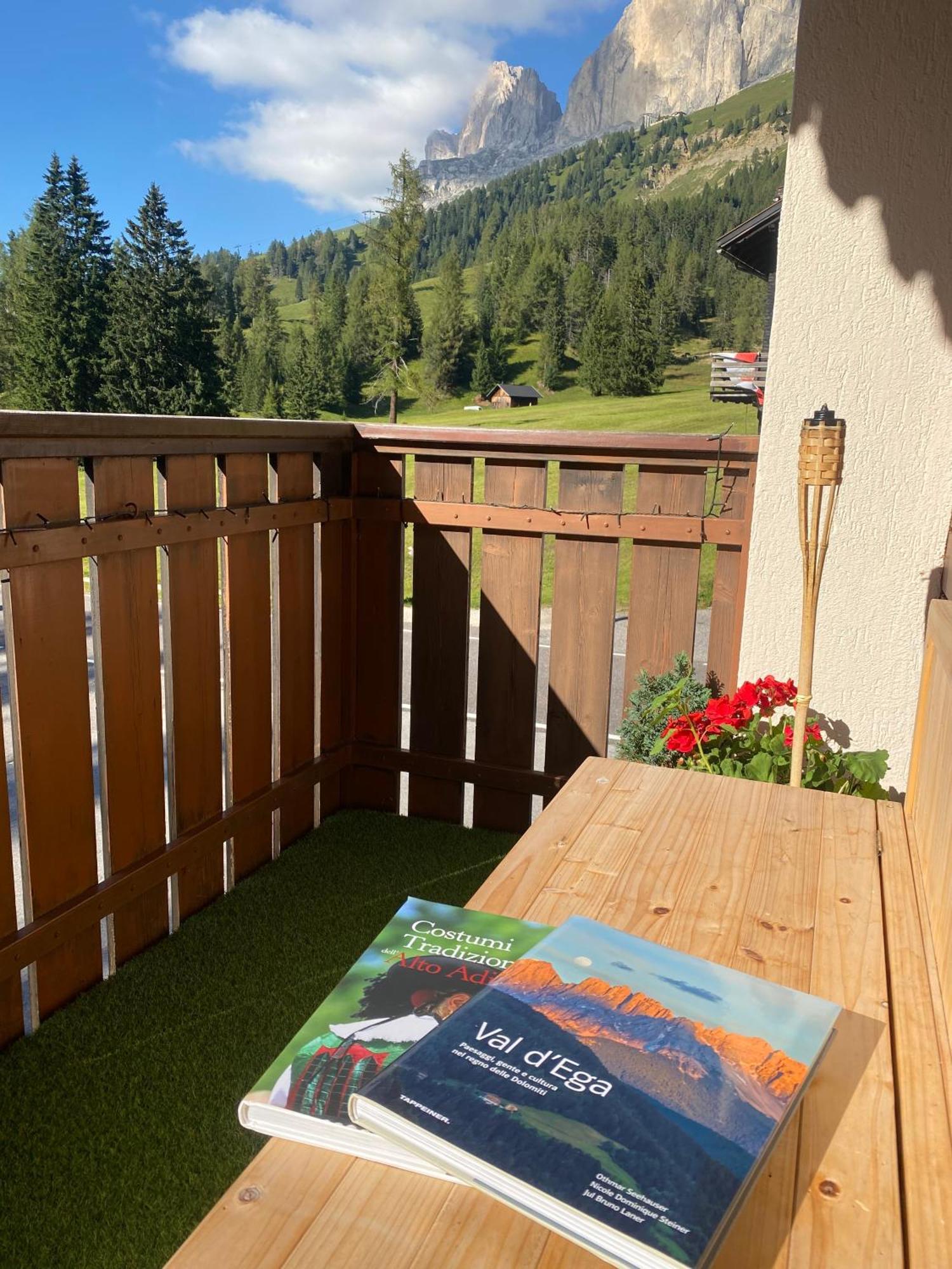Costalungahouse Trekkingbikeski Selfcheck-In Apartment كاريزا آل لاغو المظهر الخارجي الصورة