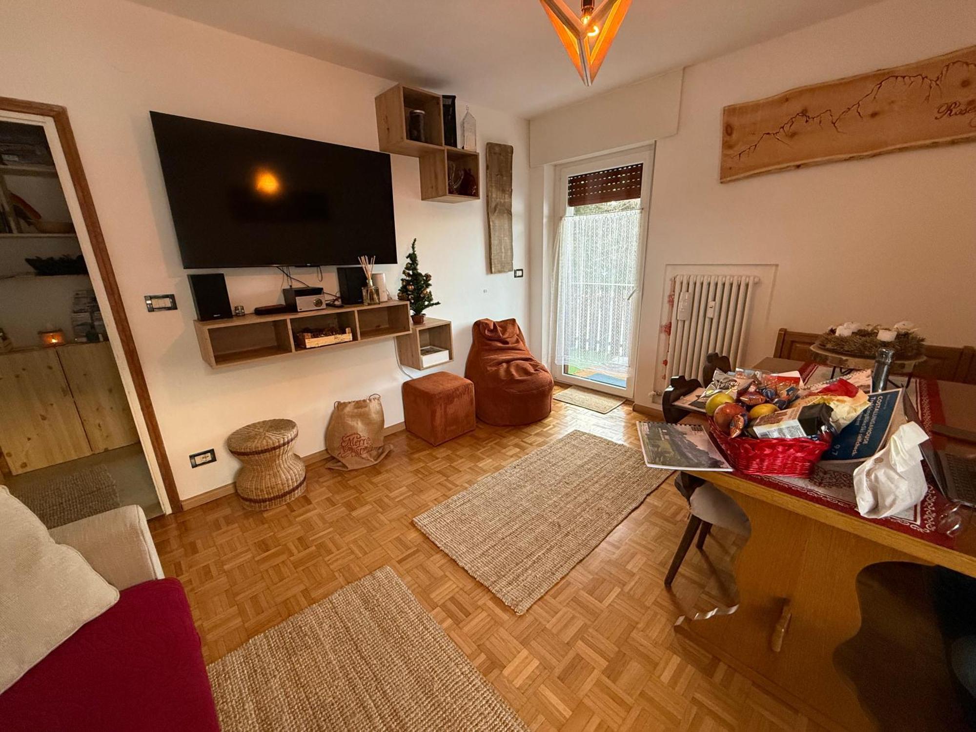 Costalungahouse Trekkingbikeski Selfcheck-In Apartment كاريزا آل لاغو المظهر الخارجي الصورة