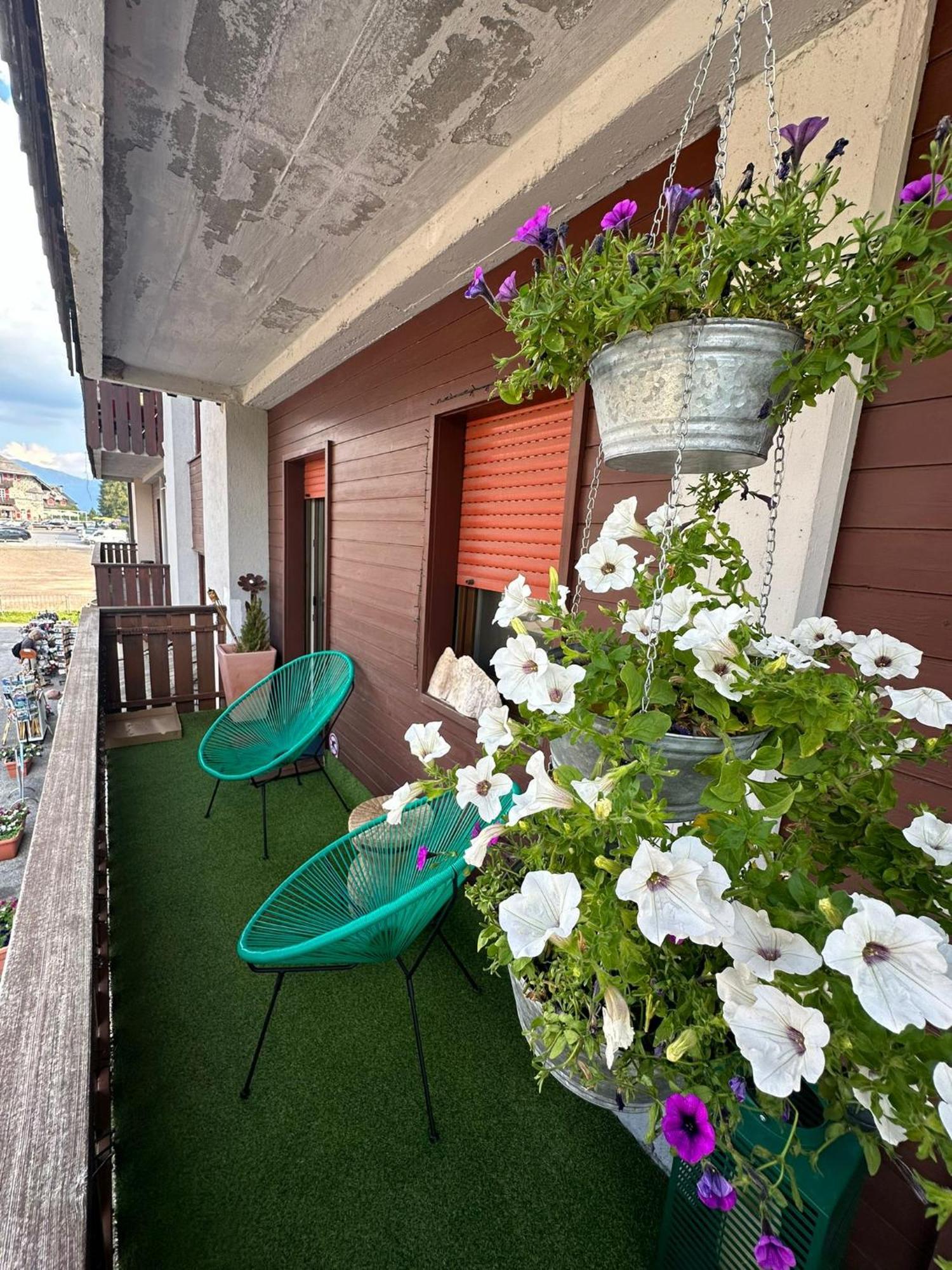 Costalungahouse Trekkingbikeski Selfcheck-In Apartment كاريزا آل لاغو المظهر الخارجي الصورة